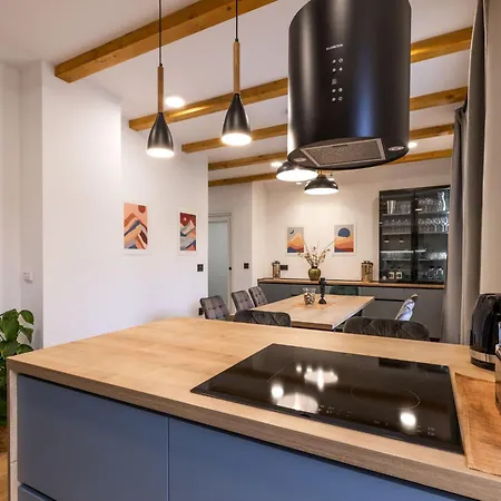 펜션 Vuk By Interhome Kupjak